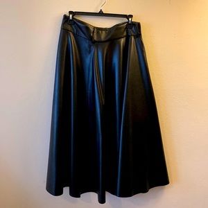 New faux leather Zara skirt